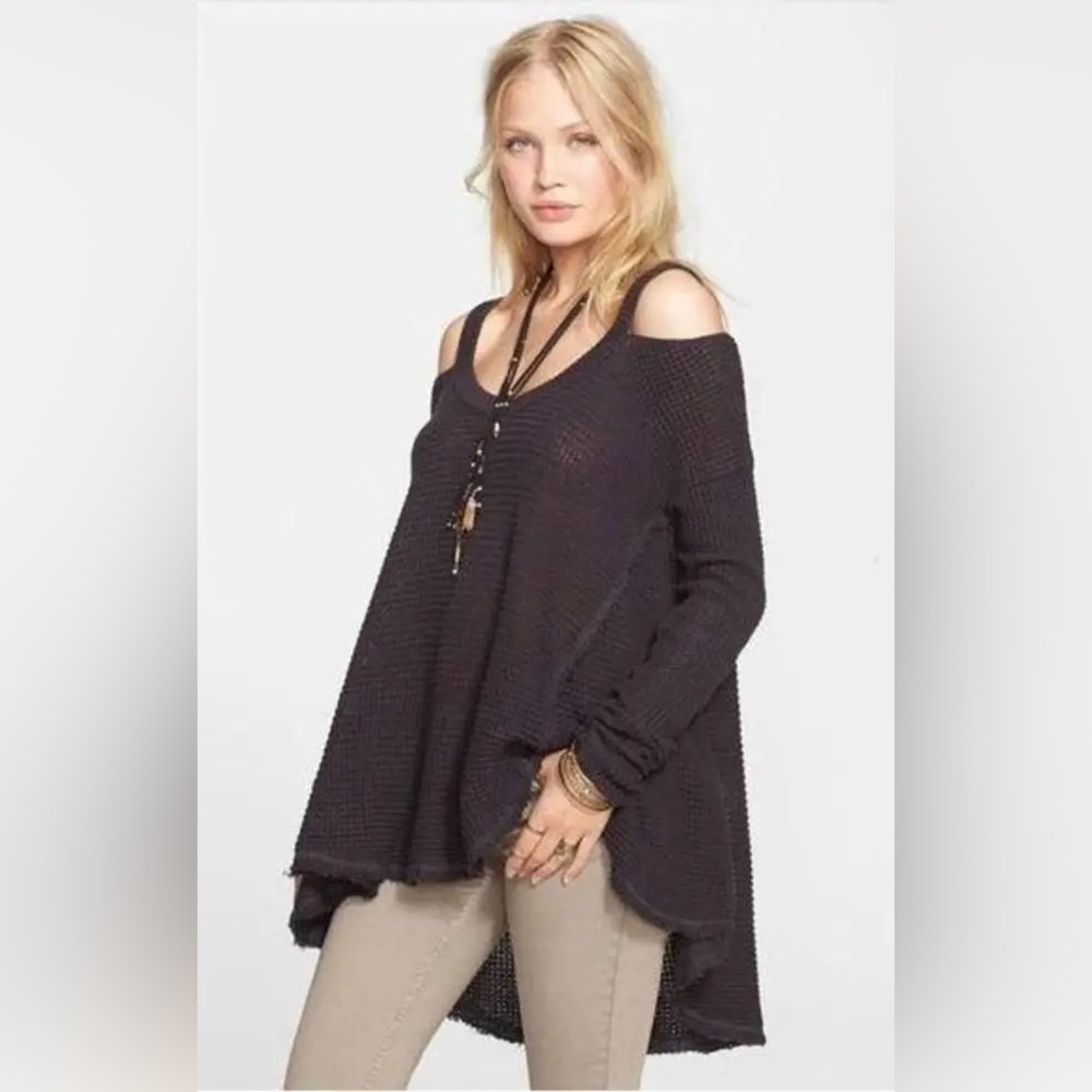 Free People Dark Gray Moonshine Waffle-Knit Cold Shoulder Sweater Sz M